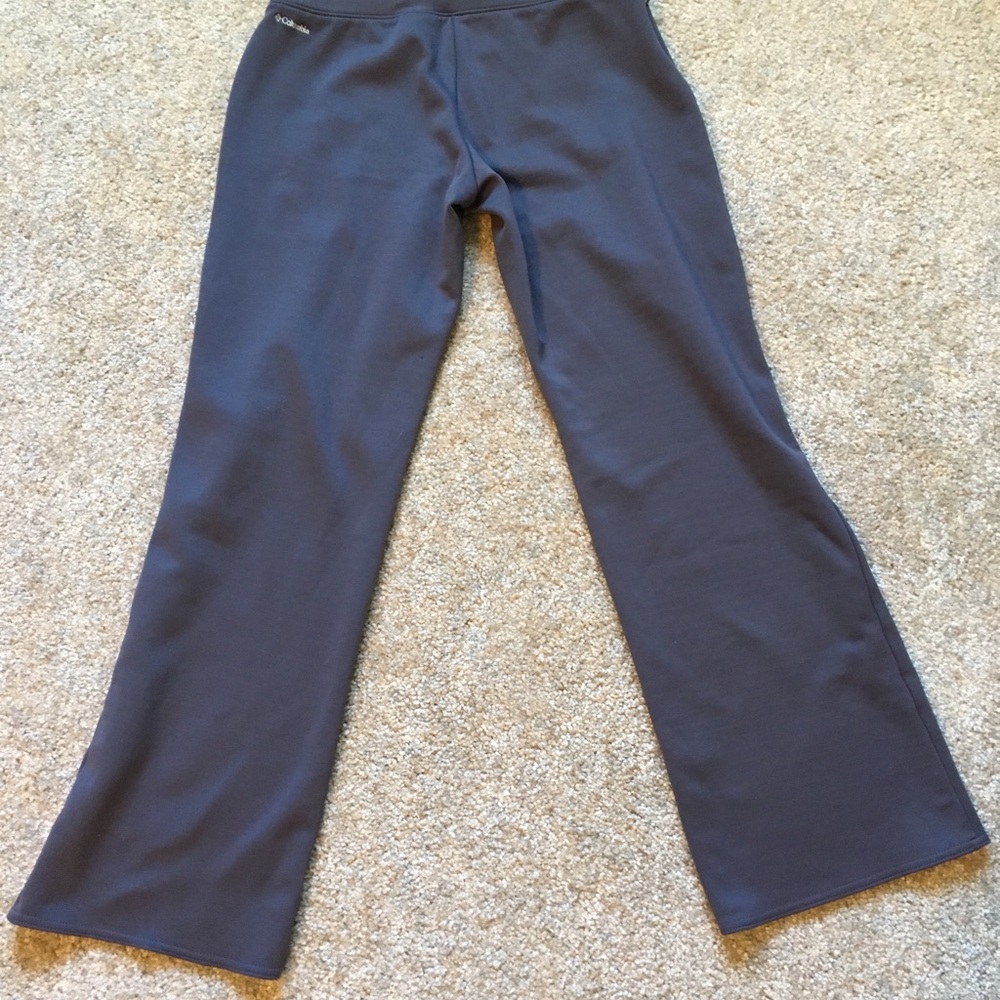 Women’s Columbia fleece sweats